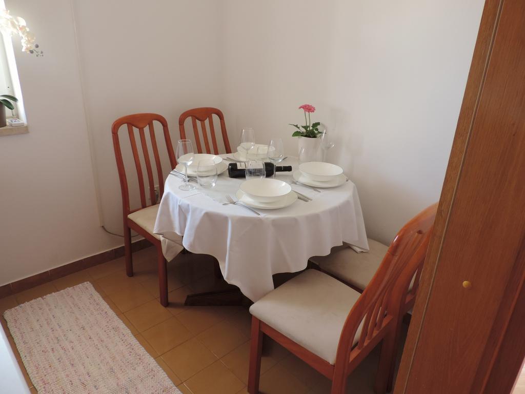 Apartment Vidas Novalja Buitenkant foto
