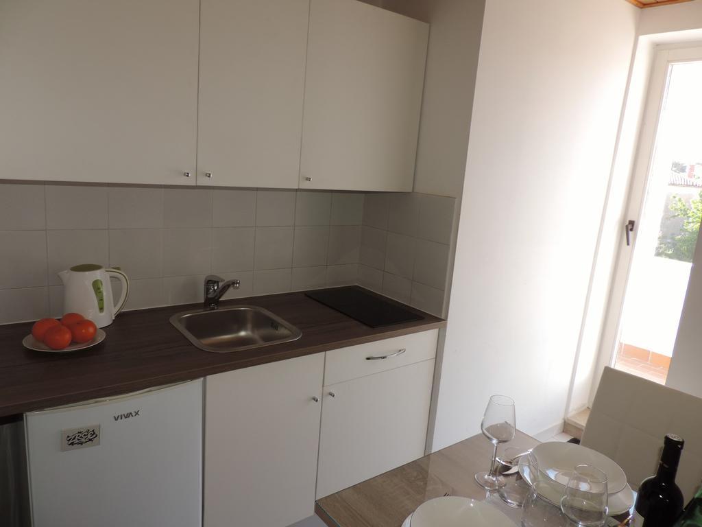Apartment Vidas Novalja Buitenkant foto