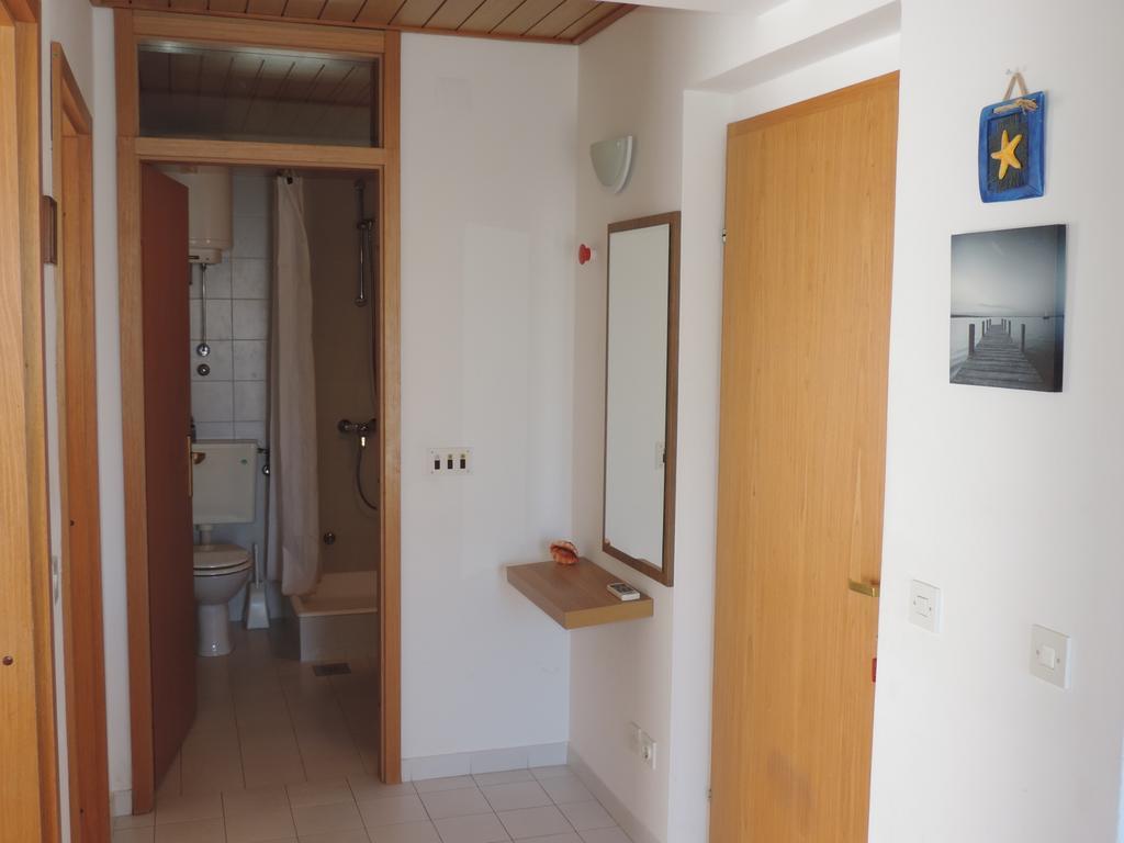 Apartment Vidas Novalja Buitenkant foto